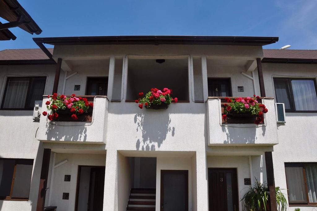 Pensiunea Casa Blanca Сулина Экстерьер фото